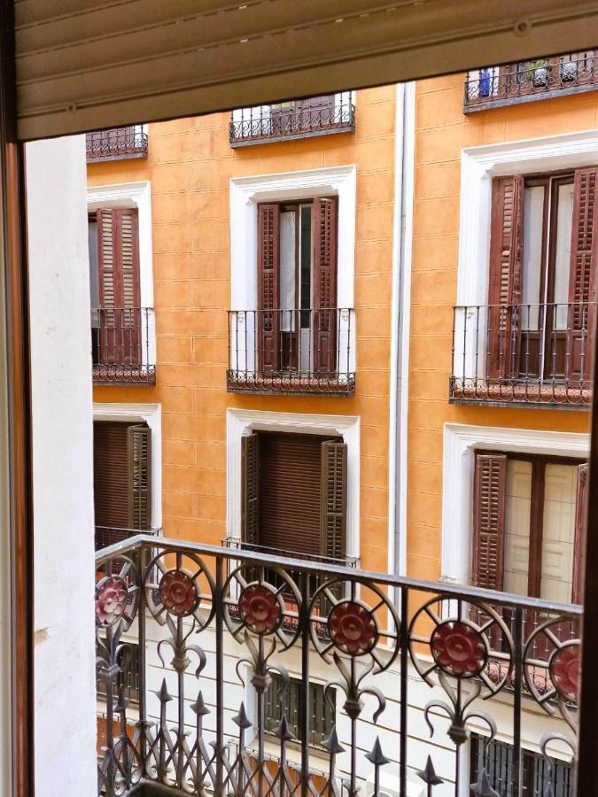 Hostal Comercial Madrid Eksteriør billede