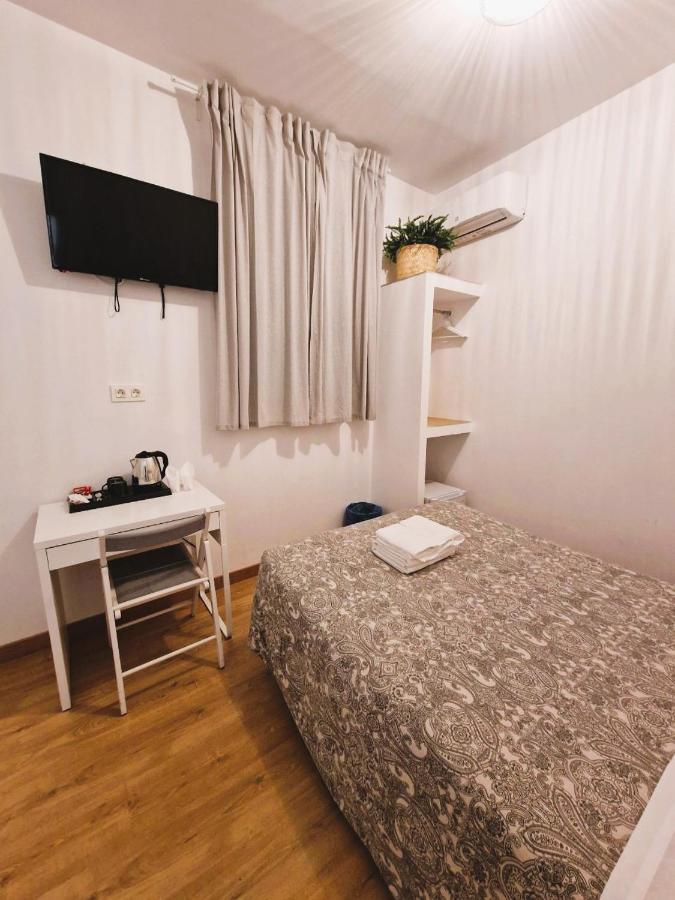 Hostal Comercial Madrid Eksteriør billede