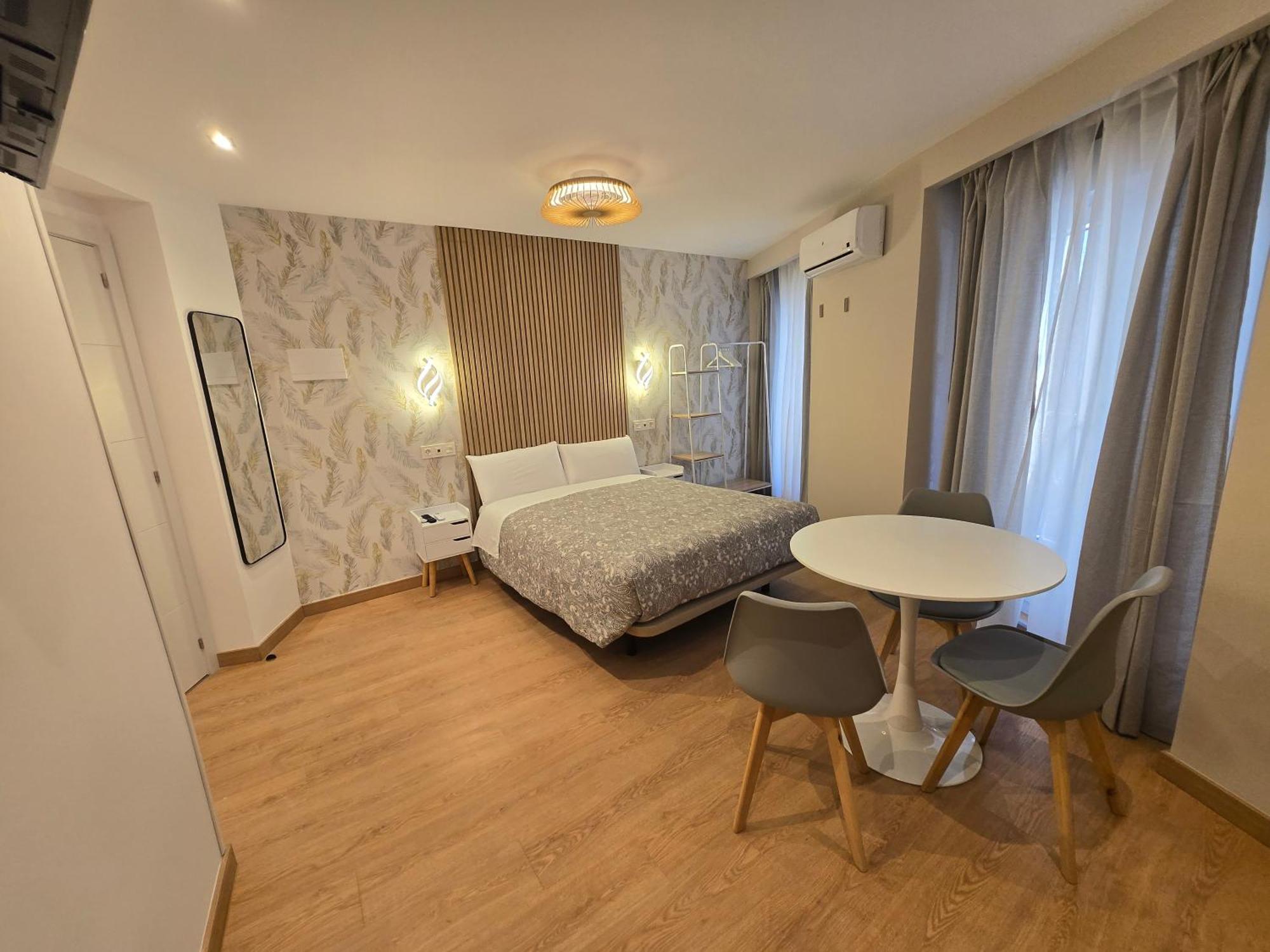 Hostal Comercial Madrid Eksteriør billede